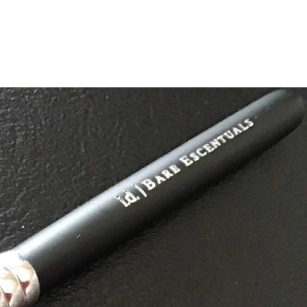 Bare Escentuals Fast & Flawless Blending Brush - Brand New.